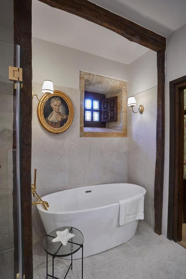 Helguera Palacio Boutique & Antique Vargas 외부 사진